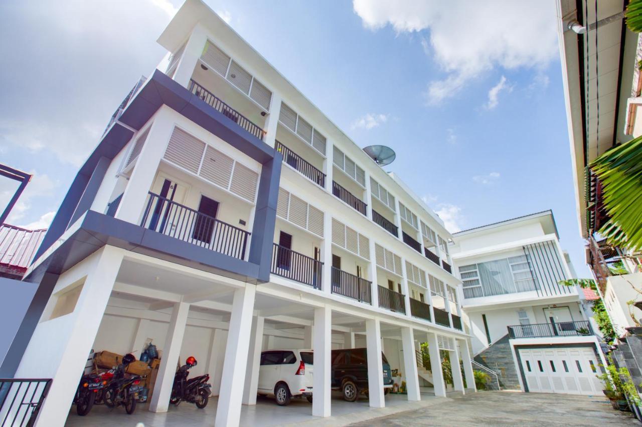 Oyo 3279 Joy Residence ساماريندا المظهر الخارجي الصورة