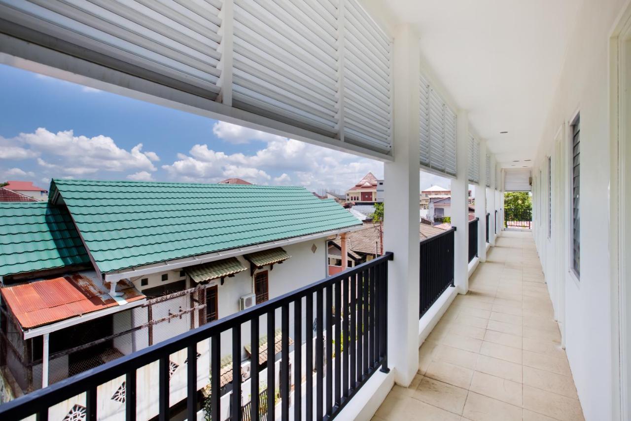 Oyo 3279 Joy Residence ساماريندا المظهر الخارجي الصورة